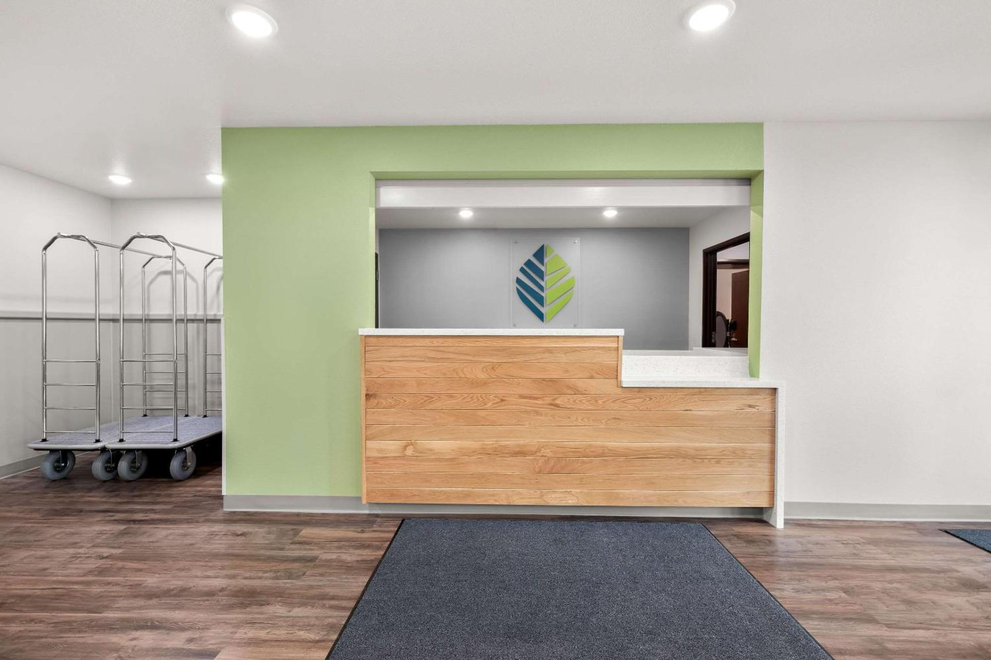 Woodspring Suites Huntsville - Research Park Екстер'єр фото